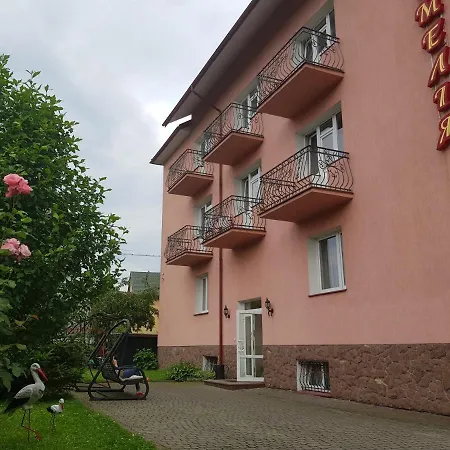 Pensionat Kameliya 3*