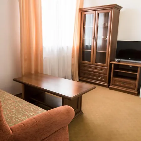 Kameliya 3*