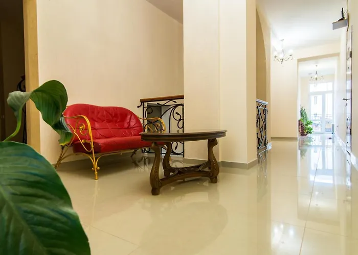 Kameliya 3*